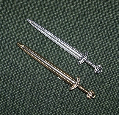 Anhänger "Schwert"